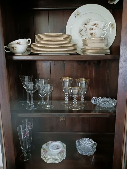 Beautiful 1950's Lenox "Pine" China. 