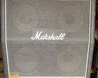 1980's Marshall JCM 800 Lead 1960A 4X12 Cab (rated for 300W @16Ohms/Contains Four Celestion G12T-75 Speakers)