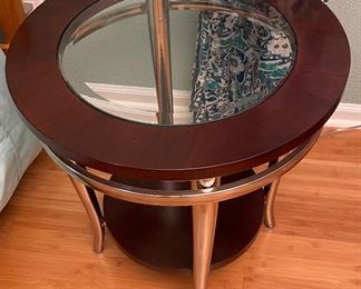 9_____ $190 
Set of two round tables  • 24Dx 24T