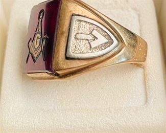 3_____ $250 
10kt Masonic ring 0.29oz