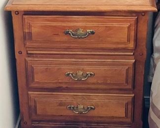 4_____ $695
Ethan Allen Heirloom nutmeg maple Colonial style 4 poster Queen bed & 2 cabinets
bed • 52 high 64 wide 86 deep 
2 night chest   • 27high 23wide 15deep