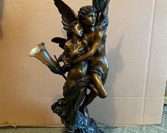 Bronze Signed Lamp 
Art Nouveau style

Circular Base is split… ( needs new base) 