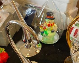 Illuminated ornaments