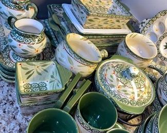 Temptations bakeware and dishes