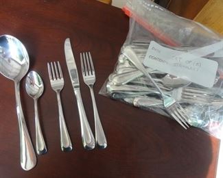 8 place setting Oneida