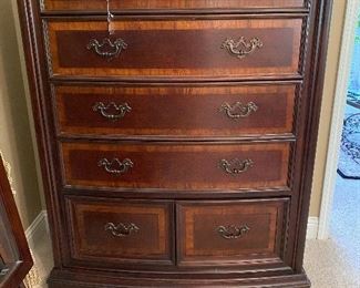 Master bedroom Chest of Drawers