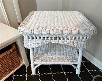 White wicker end table