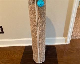 Cat scratch tower