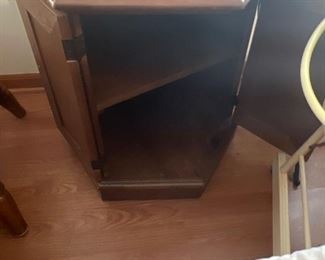 End table 
