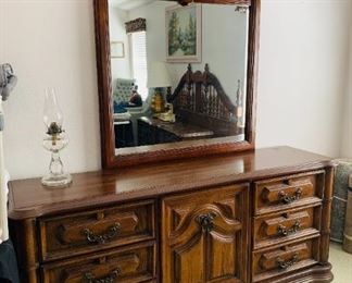 Long Dresser w/ Mirror