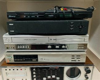 DVD / VHS Player / Receivers