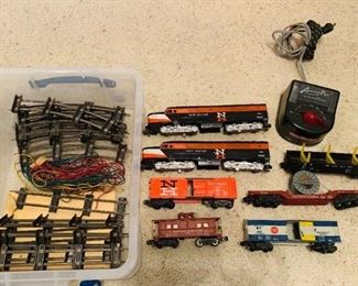 Vintage Ne Haven / American Flyer Train Set