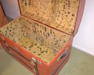 LOTS OF TRUNKS SOME IN GOOD SHAPE SOME NOT