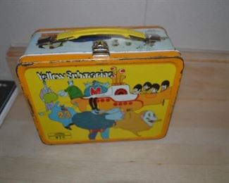 BEATLES YELLOW SUBMARINE LUNCHBOX - NO THERMOS