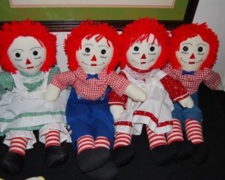 RAGGEDY ANNS AND ANDYS