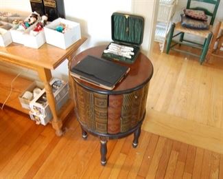 Book end table