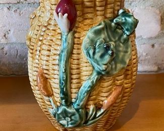 Majolica 'style' vase with frog