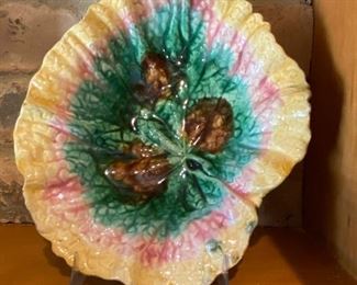 Majolica leaf plate