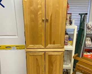 Storage cabinet 