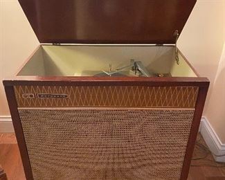 Vintage Motorola Stereo with Turntable and stereophonic high fidelity speakers (c.1950's)