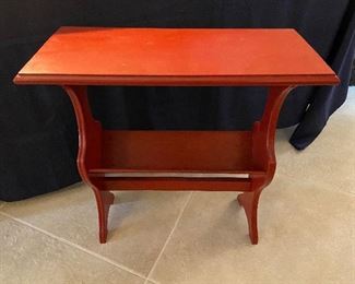 side table/magazine rack