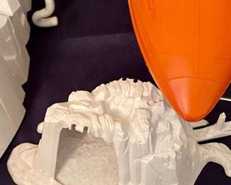 1982 Star Wars ESB Hoth Wampa Cave - Micro Collection