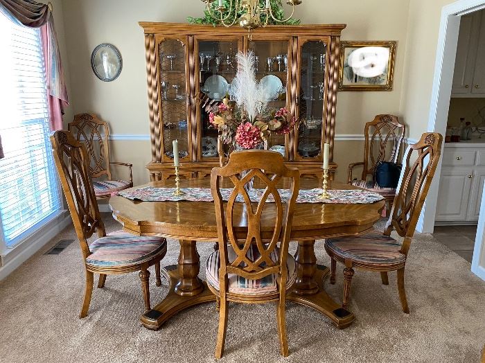Beautiful Double Pedestal Dinning Table and 6 Chairs and Stunning Hutch both available for pre sale