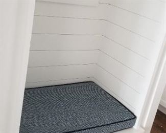 Sweet built-in mudroom cabinet seat