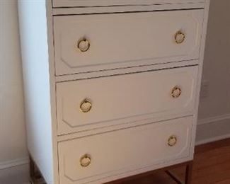 Chest of drawers -  detail