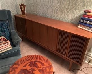 Stereo Console