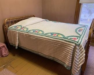 Jenny Lind full Bed.     Chenille Bedspread