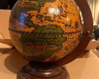 Storage Globe