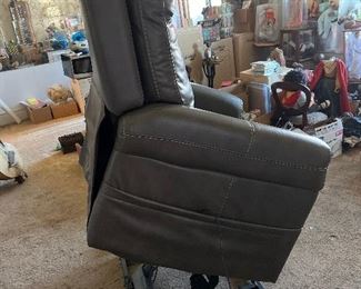 Flex steel lift chair