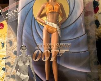 James Bond Barbie Black label Did Another Day 2009