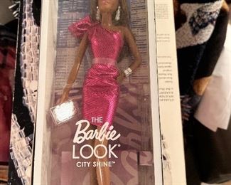 Barbie Look Black Label