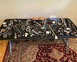 Lots of Jewelry