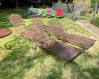 4 Meadowcraft loungers