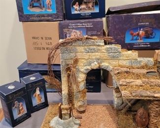 Fontanini nativity village