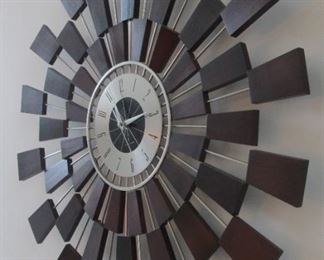 WINGARD starburst clock