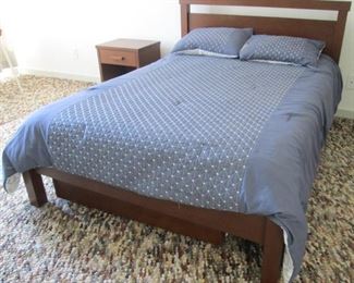 CRATE & BARREL trundle bed