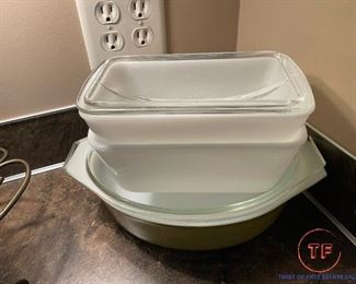 PYREX Covered Dishes