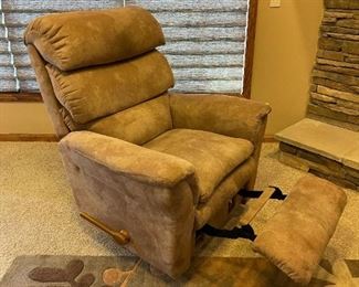 LAZY BOY Micro Suede Recliner