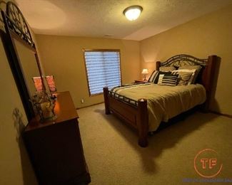 A-AMERICAN FURNITURE Bedroom Set