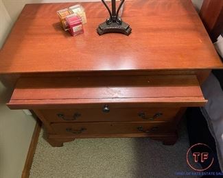 A-AMERICAN FURNITURE Bedroom Set