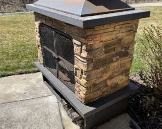Free Standing Stone Outdoor Fireplace