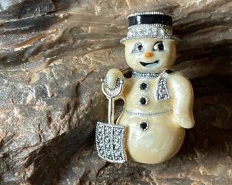 Vintage Eisenberg Pin