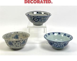 Lot 65 3pcs Chinese Bowls. Blue decorated. 