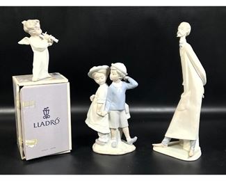 Lot 369 3pcs LLADRO Figurines. 