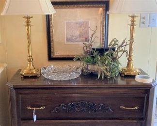 3-drawer chest; pair of matching lamps