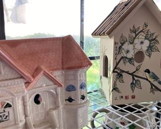 Decorative bird houses